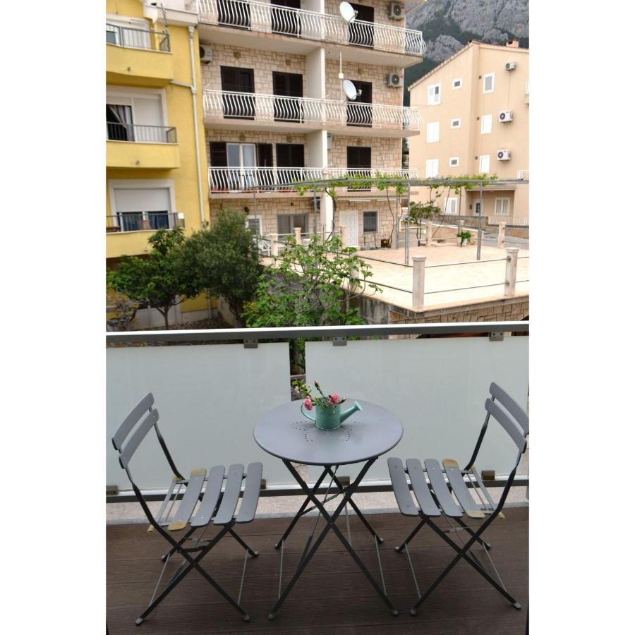 Studio Flat For 2 Makarska Exterior photo